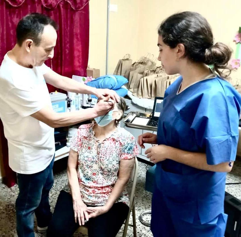 Hospital Santa Bárbara y Fundación Barraquer realizan brigada oftalmológica